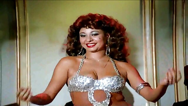 Khiêu dâm, không giấy đăng ký  Trong phòng tắm đã thổi kèn cho sec hang dep huấn luyện viên