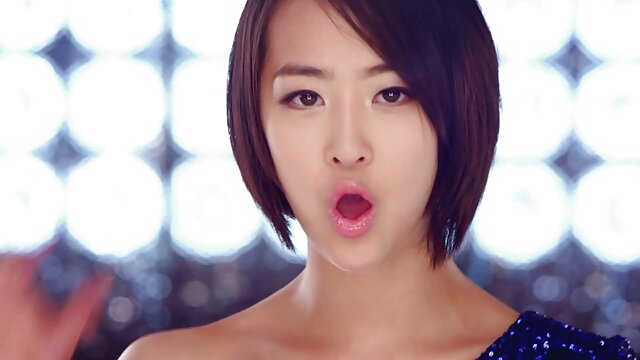 Khiêu dâm, không giấy đăng ký  Tóc vàng với một rộng đít được đóng đinh qua một lớn vòi nước anh sec lon xinh