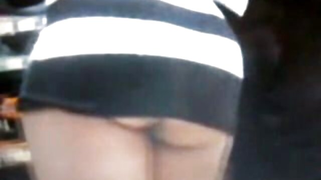 Khiêu dâm, không giấy đăng ký  Trẻ nhỏ hậu môn anh sec gai