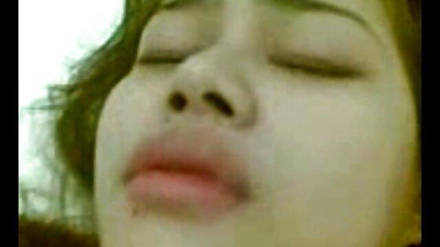 Khiêu dâm, không giấy đăng ký  Hai jocks say mê Mẹ kiếp một mập mạp đàn bà trong tất cả các lỗ trong những phòng gai sec xi khách