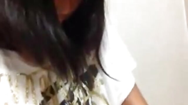 Khiêu dâm, không giấy đăng ký  Chàng fucks một tóc xem sec gai xinh vàng trong của anh ấy di động nhà