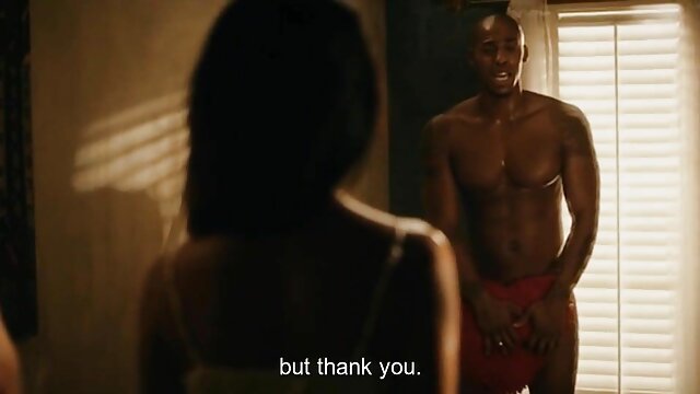 Khiêu dâm, không giấy đăng ký  Trưởng thành tóc vàng trên các bãi biển pim sec gai dep hút off một người lạ của vòi nước