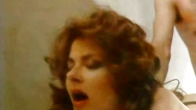 Khiêu dâm, không giấy đăng ký  Cô gái mang đến cực phim sec gai tre khoái