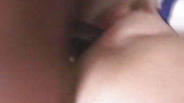 Khiêu dâm, không giấy đăng ký  Bộ ba đồng tính anh sec gai xinh nữ