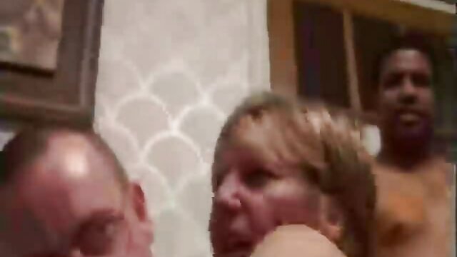 Khiêu dâm, không giấy đăng ký  Cô gái fuck tại nhà sec hang dep