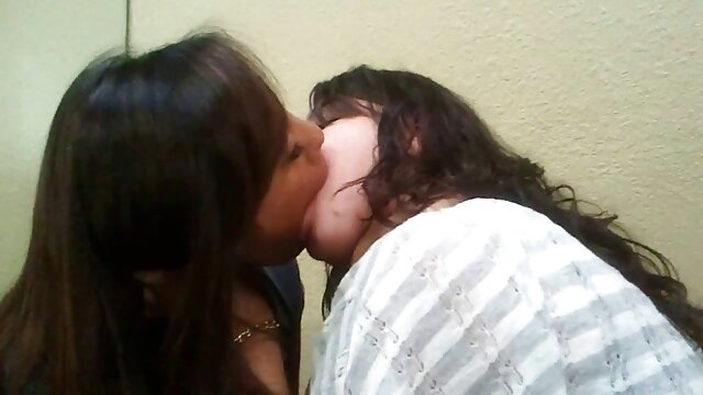 Khiêu dâm, không giấy đăng ký  Đồ ngăm đen sec gai vip chết tiệt