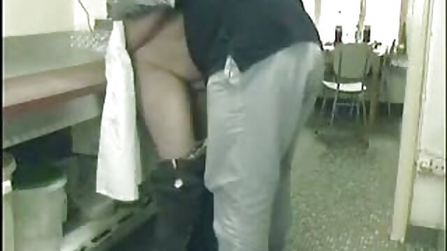 Khiêu dâm, không giấy đăng ký  Đồ đồng tính nữ bằng miệng secgai xinh 429