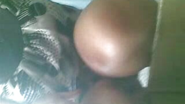 Khiêu dâm, không giấy đăng ký  Người anh gai sec nô lệ làm bất cứ điều gì cô gái nói