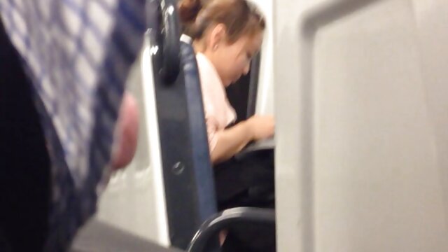 Khiêu dâm, không giấy đăng ký  Đụ phim sec cuc dep học sinh