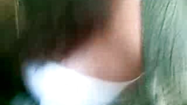 Khiêu dâm, không giấy đăng ký  Con cặc quá lớn cho phim sec xinh âm hộ của tôi