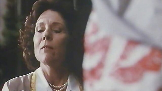 Khiêu dâm, không giấy đăng ký  Trẻ Babe phim sec tre dep masturbates