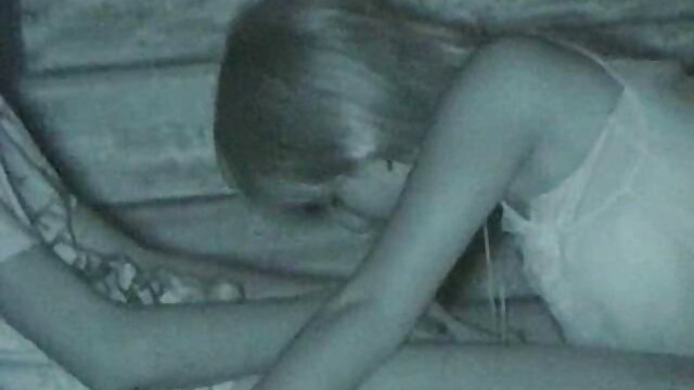 Khiêu dâm, không giấy đăng ký  Nghịch ngợm sexy cô gái tinh ranh lên vì pim sec gai xinh bất cứ điều gì