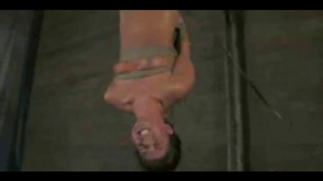 Khiêu dâm, không giấy đăng ký  Busty quyến rũ sec gai thu dam tóc vàng thủ dâm