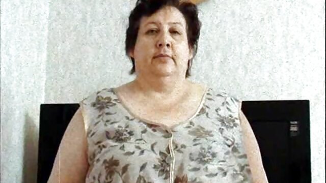 Khiêu dâm, không giấy đăng ký  Với một mulatto trong một gai xinh chat sec tư thế 69