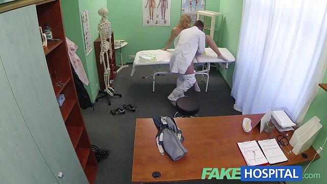 Khiêu dâm, không giấy đăng ký  Megan coxxx phim sec hang dep