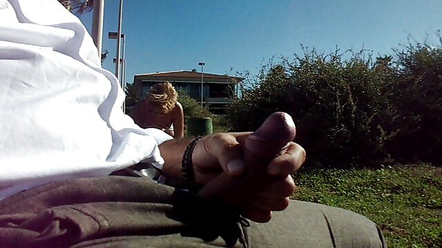 Khiêu dâm, không giấy đăng ký  Bắn tung tóe trong tự anh gai xinh sec nhiên miễn phí