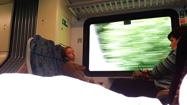 Khiêu dâm, không giấy đăng ký  Cô sec gai net gái được fuck trong những đít