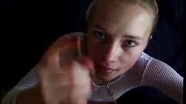 Khiêu dâm, không giấy đăng ký  Trung niên bà nội trợ trong pantyhose anh gai xinh sec cho thấy đáy quần upskirt