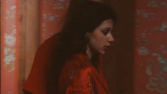 Khiêu dâm, không giấy đăng ký  Anh chàng fuck phim sec gai dep cô gái tóc vàng