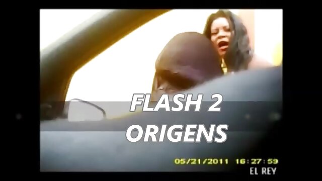 Khiêu dâm, không giấy đăng ký  Người đẹp đầy dầu quyến rũ một gai dep chat sec chàng trai trong phòng tắm