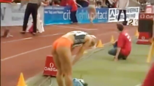 Khiêu dâm, không giấy đăng ký  Béo như heo phim sec gai cuc dep nhưng vui vẻ cưỡi ngựa