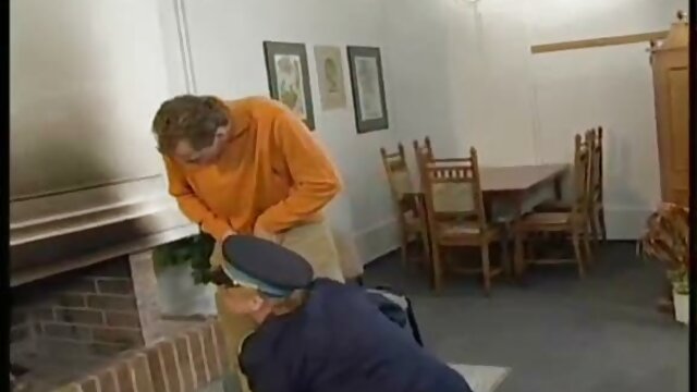 Khiêu dâm, không giấy đăng ký  Cô gái trẻ Squirter sec hang dep